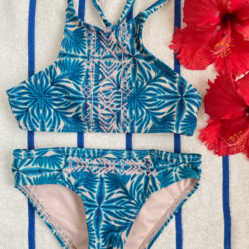 Roxy girl Teenie Wahine bikini
